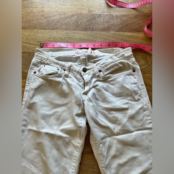 White Casual Pants Lightweight Jeans Low Rise | Size 1 - Picture 7 of 11